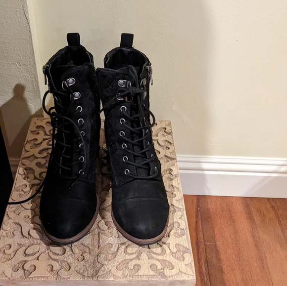 White Mountain Dorsett Suede Black Combat Lace  boots -7 - Picture 4 of 8